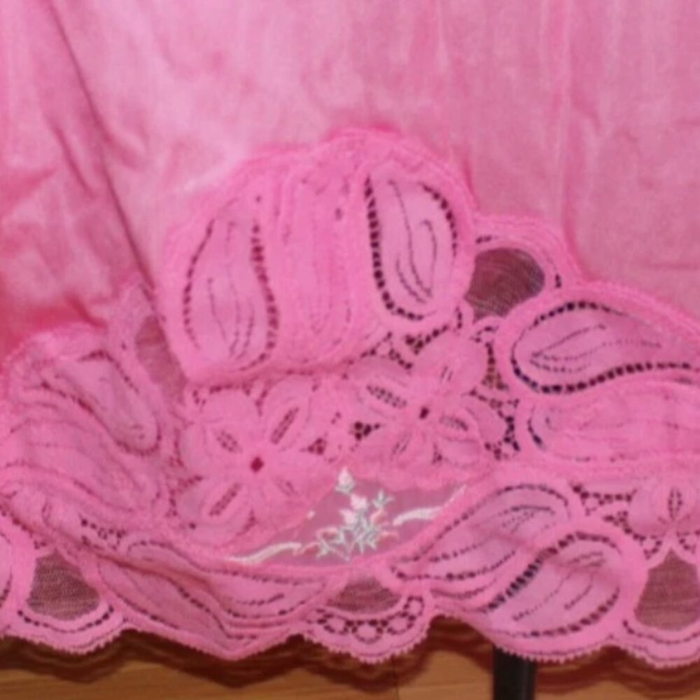 Vintage Shadowline Pink Nylon Nightgown Sz S Made in USA Lace Trim - Picture 5 of 9